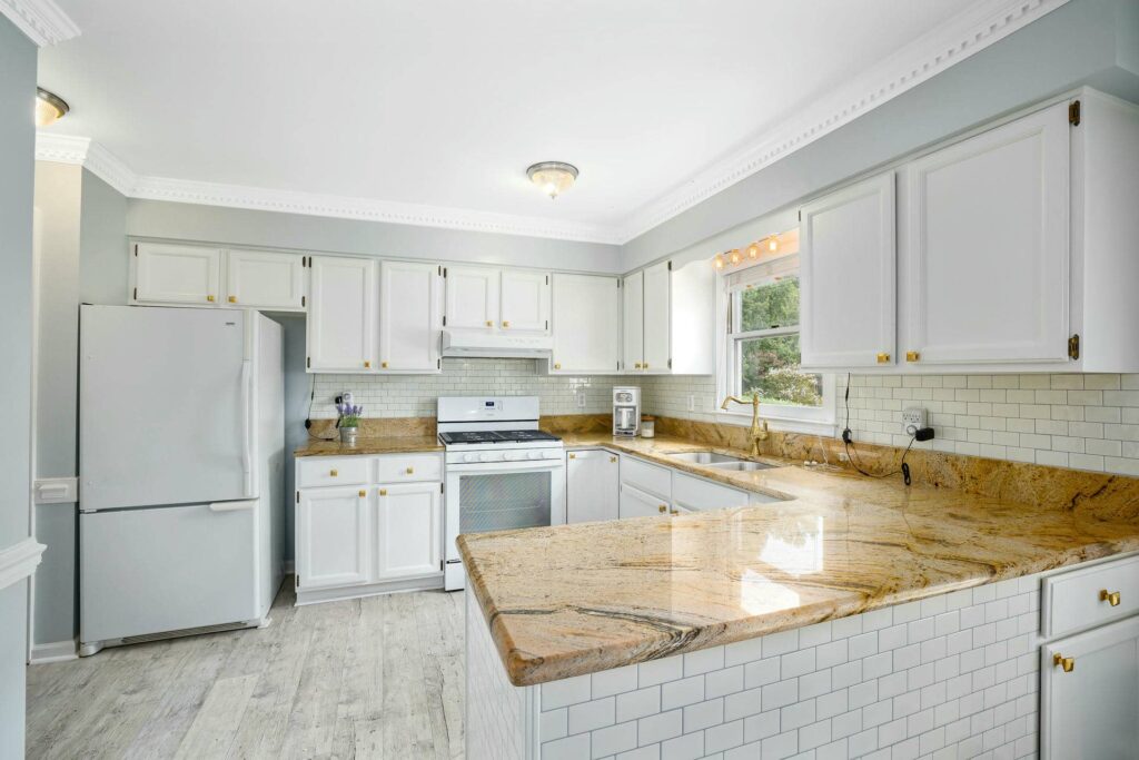 Central Illinois Construct installs countertops in homes across Central Illinois